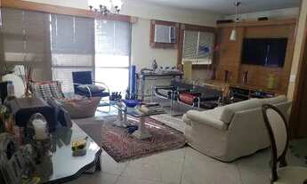 Imagem 2: Excelente apartamento de 145m² original 4 quartos,revertido para 03 quartos com 02 s