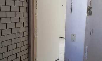 Imagem 2: Apartamento na Maraponga Cód0070