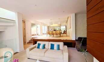 Imagem 3: Maravilhosa Casa em Fantástico Condomínio, 550 Mts, 4 Suítes! Vista Deslumbrante!