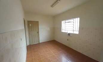 Imagem 7: Casa para aluguel e venda possui 70 metros quadrados com 3 quartos em Ouro Branco - Londri