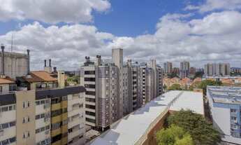 Imagem 7: Apartamento com 70 m² 2 quartos toda infra no Passo da Areia - Porto Alegre - RS