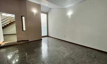 Imagem 4: Linda casa de 186m² 3 dorms, suíte no Recanto da Serra - Urbanova