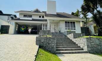 Imagem 2: Casa com 4 dormitórios à venda com 700m² por R$ 2.600.000,00 no bairro Pineville - PINHAIS