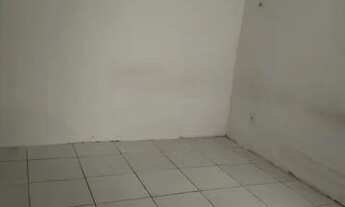 Imagem 5: ALUGA-SE CASA NO CENTRO DO ALECRIM - UM QUARTO