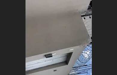 Imagem 2: Vendo Casa/escritório com Garagem 50 metros do HUT