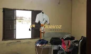 Imagem 3: DE QUEIROZ. CASA EM PARELHEIROS! TERRENO AMPLO COM ESTRUTURA PARA CONSTRUÇÃO! VENHA CONFER