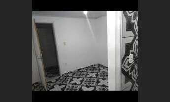 Imagem: Alugo kitinet no Badu, ótima localização