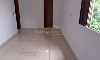 Imagem: Sobrado com 9 casas de renda - R$ 480.000,00