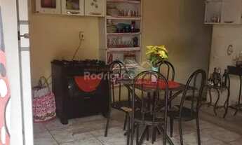 Imagem: Casa - São Carlos - 2 Dormitórios