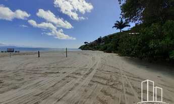 Imagem 2: Casa com 6 dormitórios à venda, 695 m² por R$ 5.880.000,00 - Ponta das Canas - Florianópol