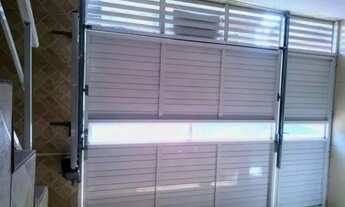 Imagem 2: Casa independente frente de rua com acesso a area de lazer do condomínio com Piscina próx