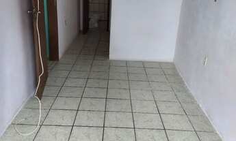 Imagem 2: Alugo quitinete Casa com 1 banheiro