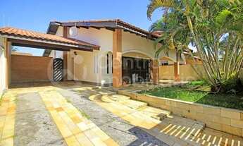 Imagem: CASA com piscina e 3 quartos em Peruíbe