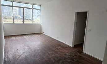 Imagem 2: 3 Quartos em localização privilegiada em Ipanema