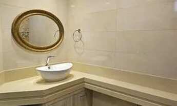 Imagem 7: Alugo apto com 130m2, 3 quartos sendo 1 suíte, com armários e ar, Djalma Batista, 2 vagas