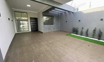 Imagem 2: Casa para venda tem 105 metros quadrados com 3 quartos em Jardim Santa Helena - Maringá