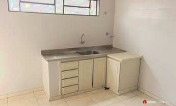 Imagem 7: Casa comercial no Bairro Santa Fé