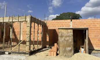 Imagem 3: Terreno 1.000 metros com obra iniciada dentro de condominio Barcelona