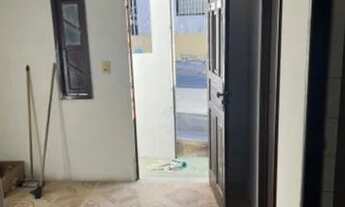 Imagem 4: Casa 2 /4 frente de rua em castelo branco