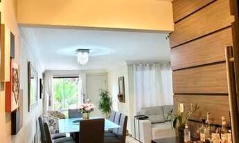 Imagem: Casa em Condominio para venda possui 227