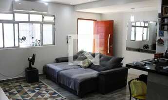 Imagem 2: Casa para Aluguel - Vila Melo, 2 Quartos, 180 m2