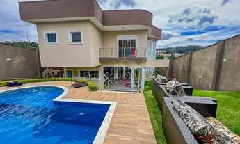 Imagem: Casa Condomínio em Jandira - 4 Dormitórios