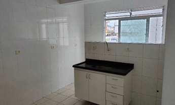 Imagem 6: JD Casqueiro) 02 Quartos,01 Banheiro, 01 Vgas Garagem