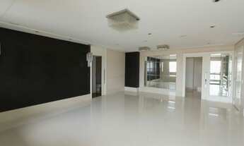 Imagem 2: 137 m² sacada 3 quartos 2 suites 3 vagas de garagem ao lado do Museu do Ipiranga