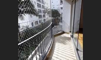 Imagem 2: Apartamento com 160m² de área útil, sala, varanda, 4 dormitórios sendo 1 suíte, 3 vagas