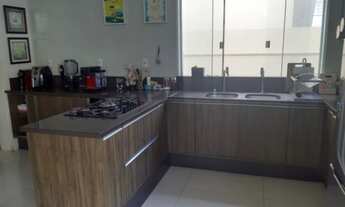 Imagem 5: Casa de condomínio para venda possui 500 metros quadrados com 4 quartos em Parque Verde