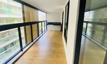 Imagem 1: Apartamento para venda tem 136 m2 com 4 quartos com 1 suíte