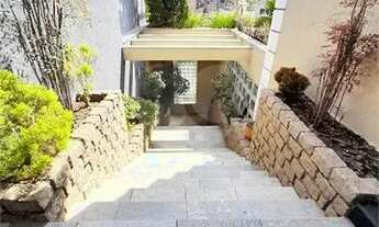 Imagem 2: Casa de alto padrão à venda no Jardim Guedala