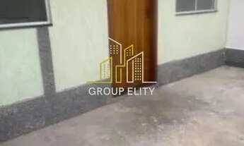 Imagem 2: Casa para venda com 74 metros quadrados com 2 quartos em Bento Ribeiro - Rio de Janeiro