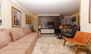 Imagem 2: Cobertura para venda tem 223 metros quadrados com 5 quartos em Centro - Florianópolis - SC