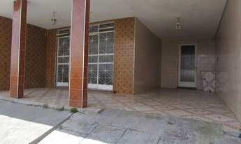 Imagem 2: CASA DE 03 QUARTOS NO MILIONARIOS