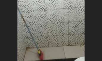 Imagem 2: Aluga- se kitinet em Nova sepetiba rj