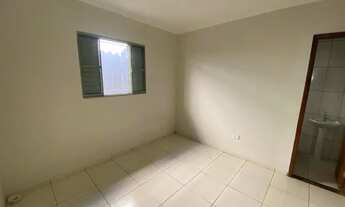 Imagem 2: ALUGO - Casa Geminada com 3 Quartos - Chamonix