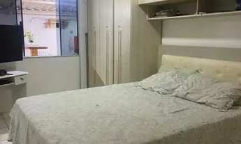 Imagem 2: Casa de condomínio para venda com 2 quartos,2 vagas de garagem!