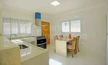 Imagem 7: CASA com 4 quartos em Peruíbe, no bairro Balneario Sao Joao Batista