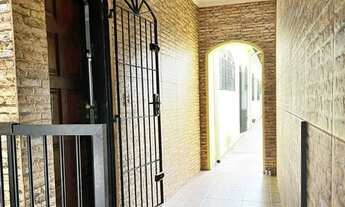 Imagem 5: Casa para venda possui 150 metros quadrados com 2 quartos em Guilhermina - Praia Grande