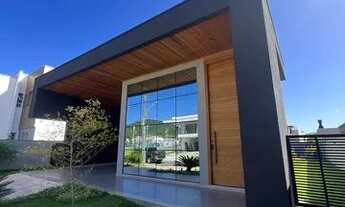 Imagem 2: Casa de Condomínio com 3 Quartos para venda ou aluguel, 210m² - Santa Regina