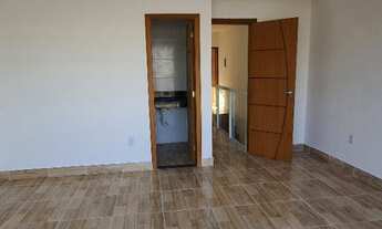 Imagem 3: Casa duplex três suítes, condomínio fechado Novo Horizonte Macaé RJ!