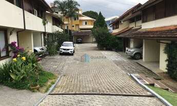 Imagem: Casa em Condomínio Fechado na Carvoeira