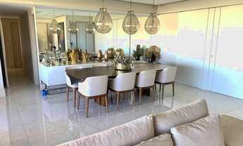 Imagem 3: Apartamento de 4 quartos com área privativa de 205,00 m² e 4 garagens no Horto Florestal S