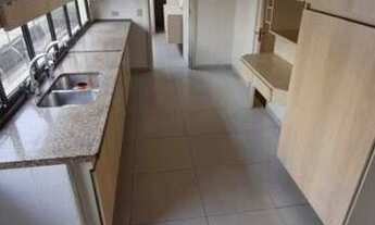 Imagem 7: Apartamento com 160m² de área útil, sala, varanda, 4 dormitórios sendo 1 suíte, 3 vagas