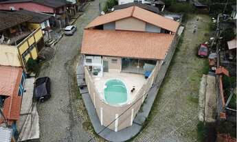 Imagem: Casa com 3 quartos no Parque Maria Tereza