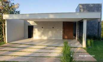 Imagem: Sobrado de 420m² Jardim Botânico/DF