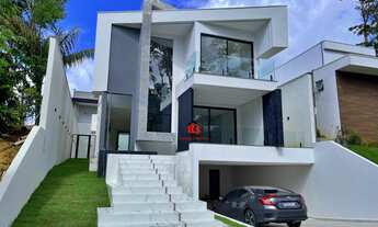 Imagem 3: Cond. Alphaville 4/ 4 suítes / Piscina /Churrasqueira/ Ponta Negra