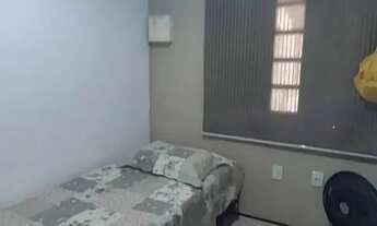 Imagem 3: LEO - Casa possui 130 metros quadrados com 2 quartos