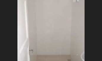 Imagem 4: Alugo casa em Bento Ribeiro do lado da estação